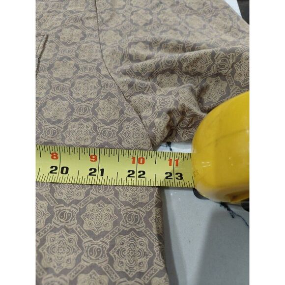 Volcom Yin Yang Short Sleeve Button Down Men’s Size XL Geometric Print Brown - Picture 6 of 9